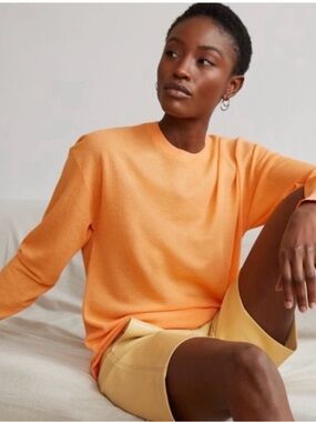 ARITZIA Babaton Apricot ICE Beck Crew neck Sweater M